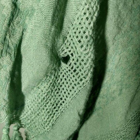 Umgee Green Oversized Cover Up Poncho Shrug Overthrow Size Large - Picture 2 of 6